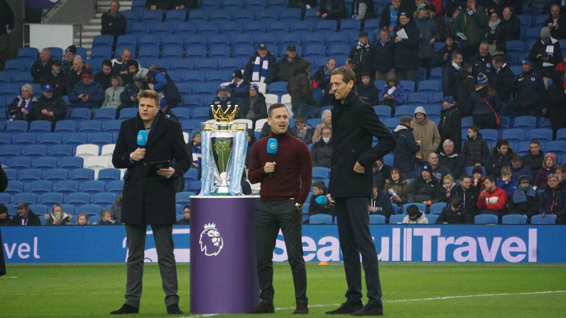 在当今足坛 在当今足坛